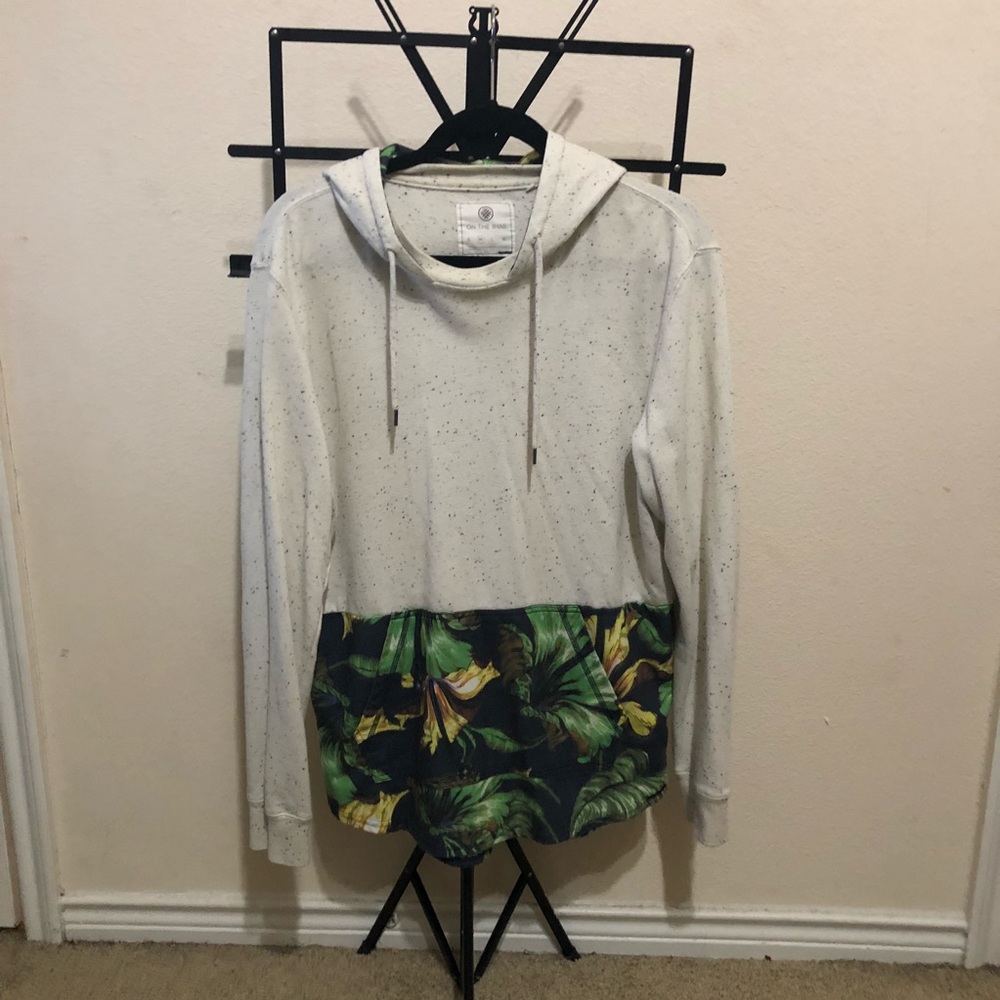 On The Byas White and Flora Design Pullover